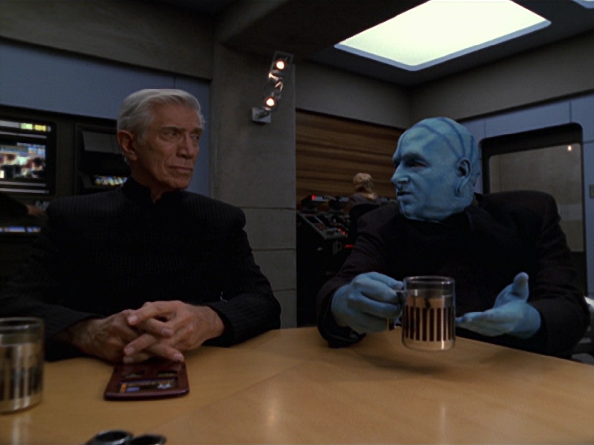 extant_StarTrek_VOY_7x20-AuthorAuthor_2853.jpg