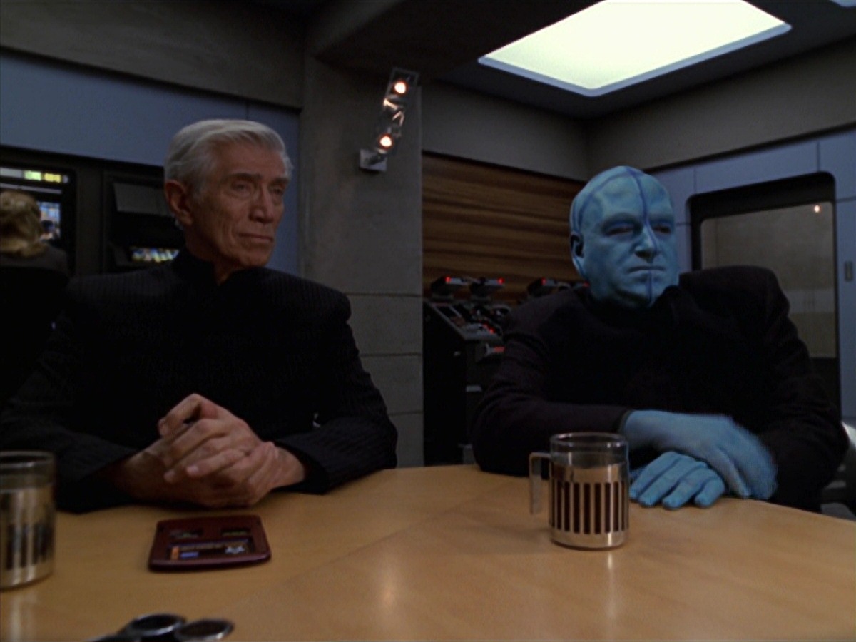 extant_StarTrek_VOY_7x20-AuthorAuthor_2876.jpg
