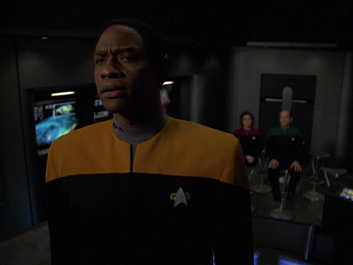 extant_StarTrek_VOY_7x20-AuthorAuthor_2934.jpg
