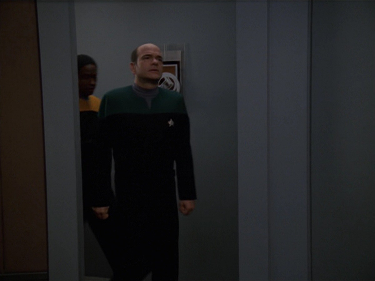 extant_StarTrek_VOY_7x20-AuthorAuthor_2981.jpg
