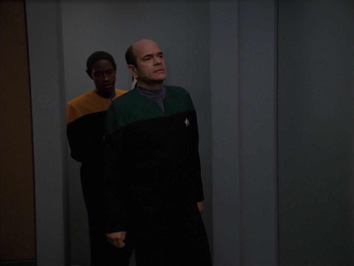 extant_StarTrek_VOY_7x20-AuthorAuthor_2982.jpg