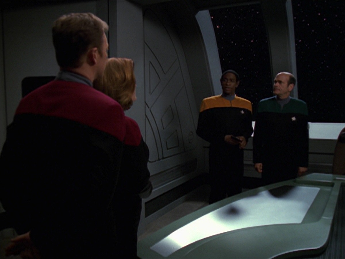 extant_StarTrek_VOY_7x20-AuthorAuthor_3011.jpg