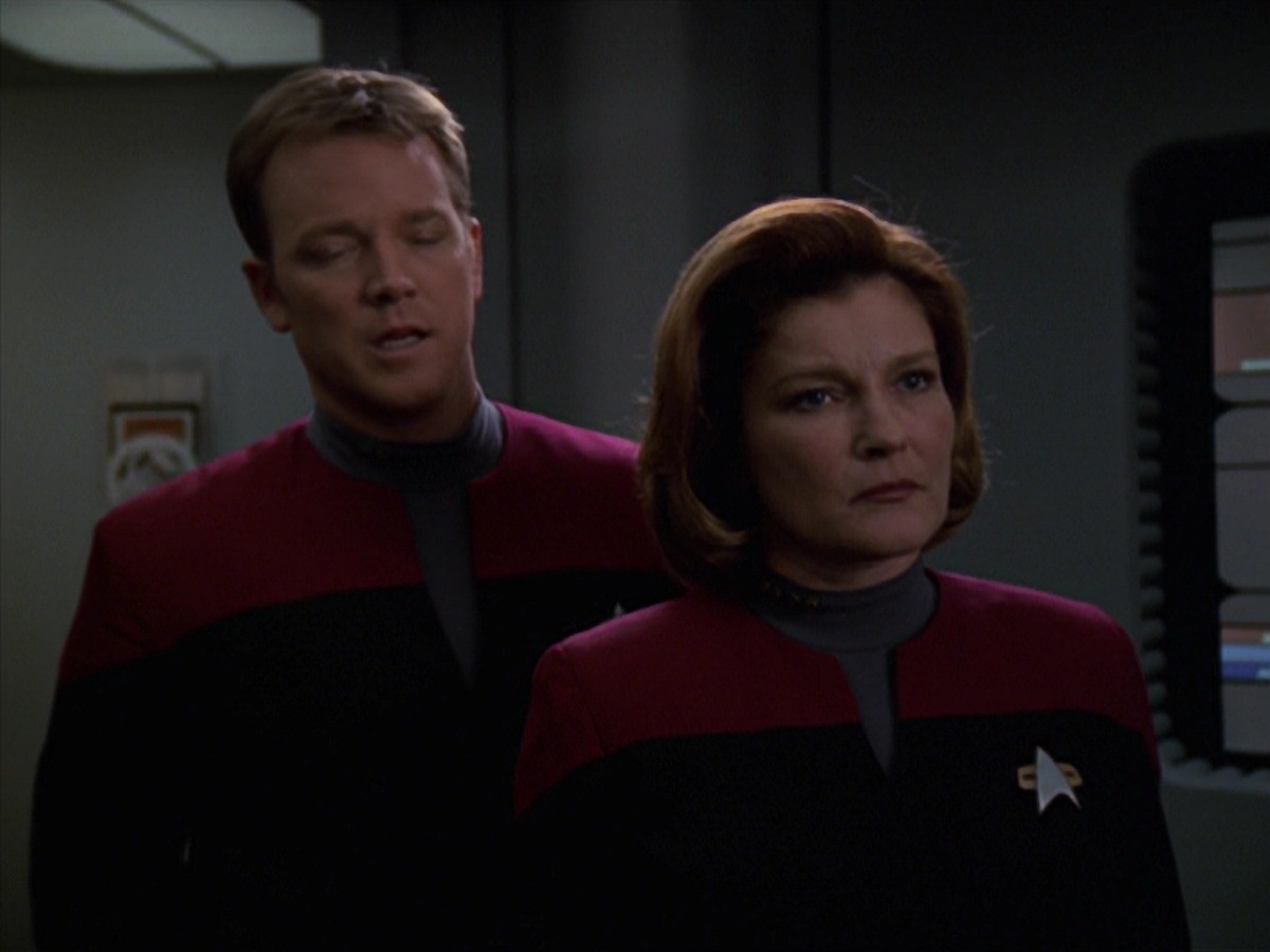 extant_StarTrek_VOY_7x20-AuthorAuthor_3013.jpg