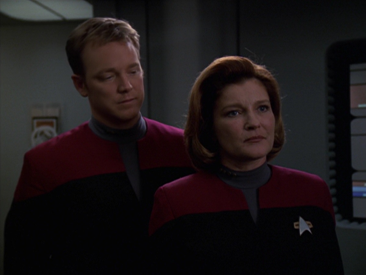 extant_StarTrek_VOY_7x20-AuthorAuthor_3034.jpg