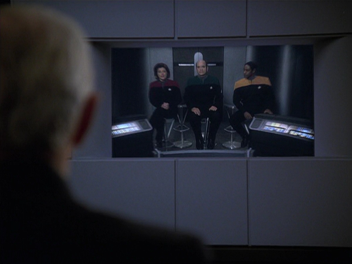 extant_StarTrek_VOY_7x20-AuthorAuthor_3117.jpg
