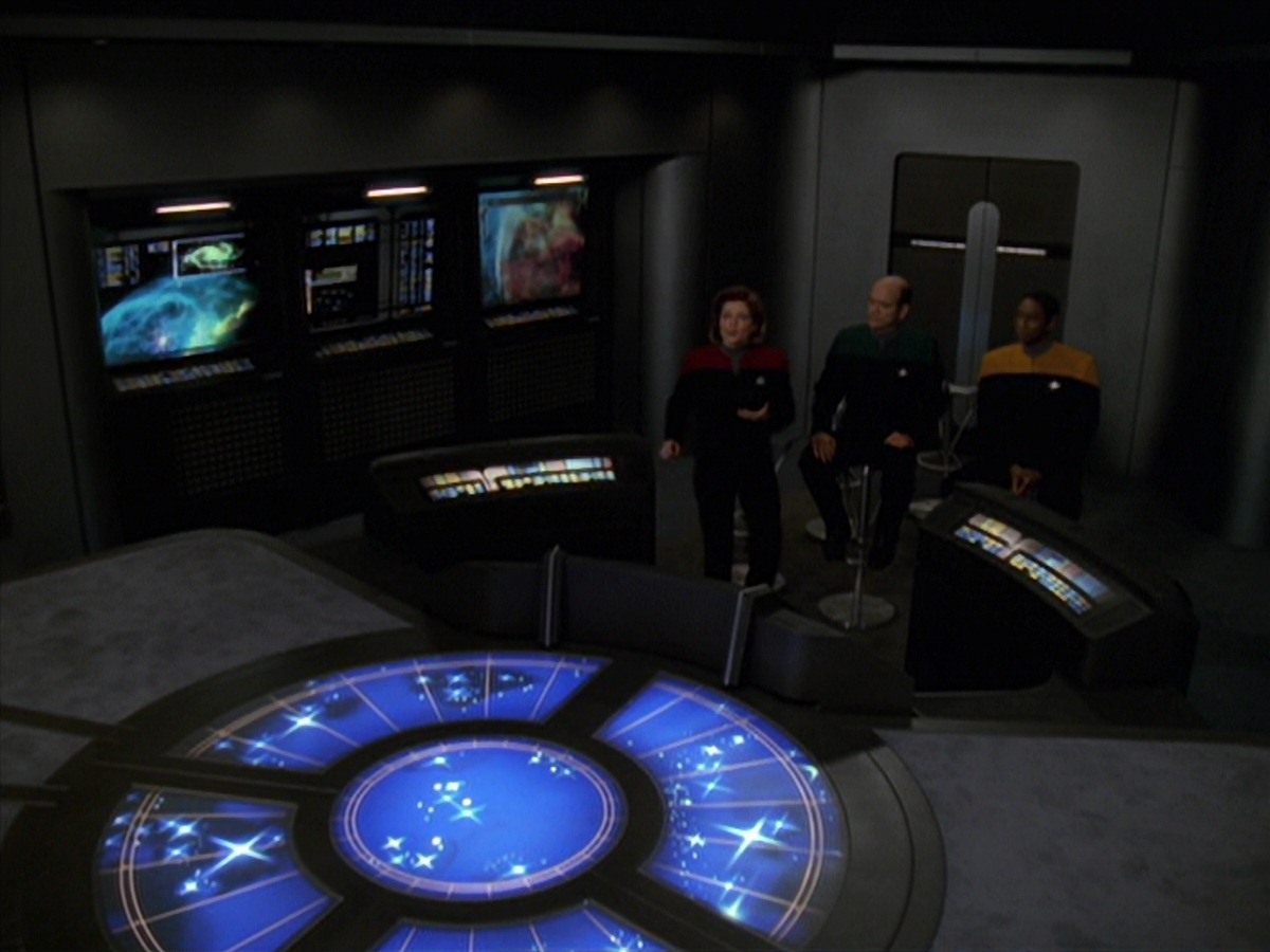 extant_StarTrek_VOY_7x20-AuthorAuthor_3184.jpg