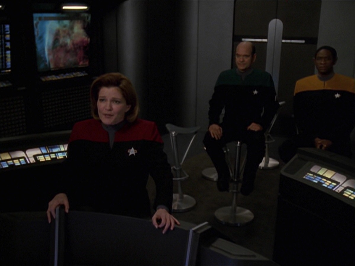 extant_StarTrek_VOY_7x20-AuthorAuthor_3208.jpg