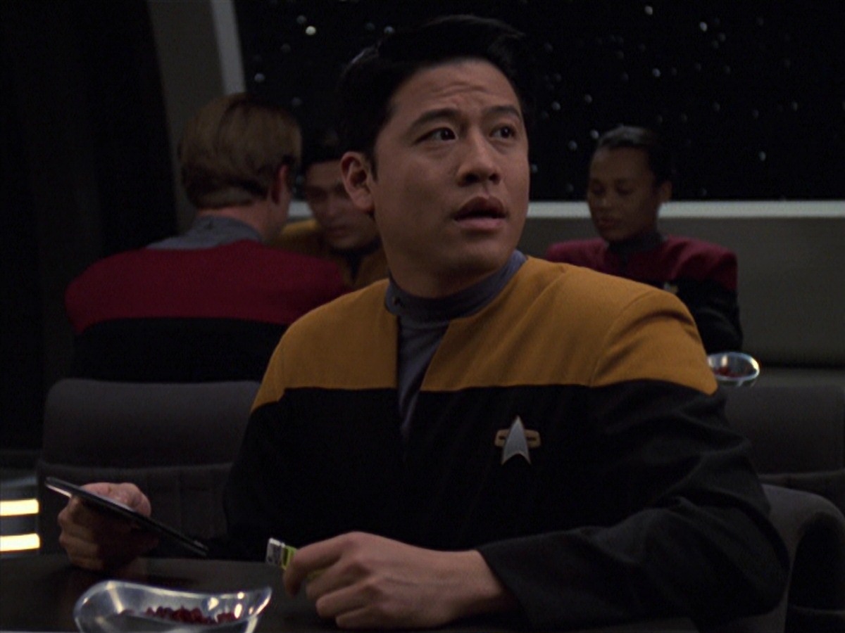 extant_StarTrek_VOY_7x20-AuthorAuthor_3281.jpg