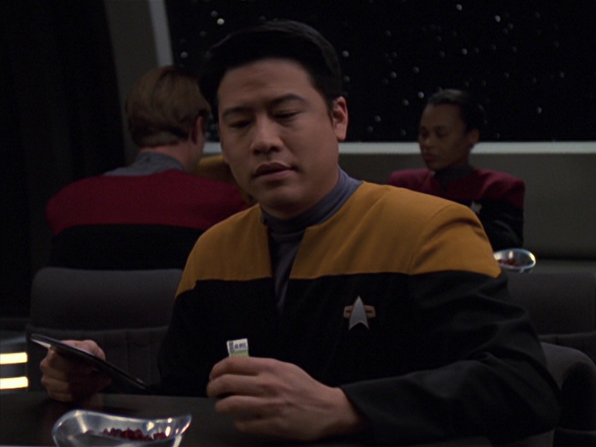 extant_StarTrek_VOY_7x20-AuthorAuthor_3282.jpg