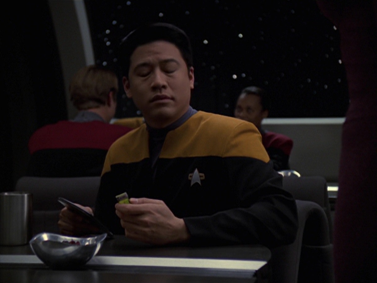 extant_StarTrek_VOY_7x20-AuthorAuthor_3301.jpg