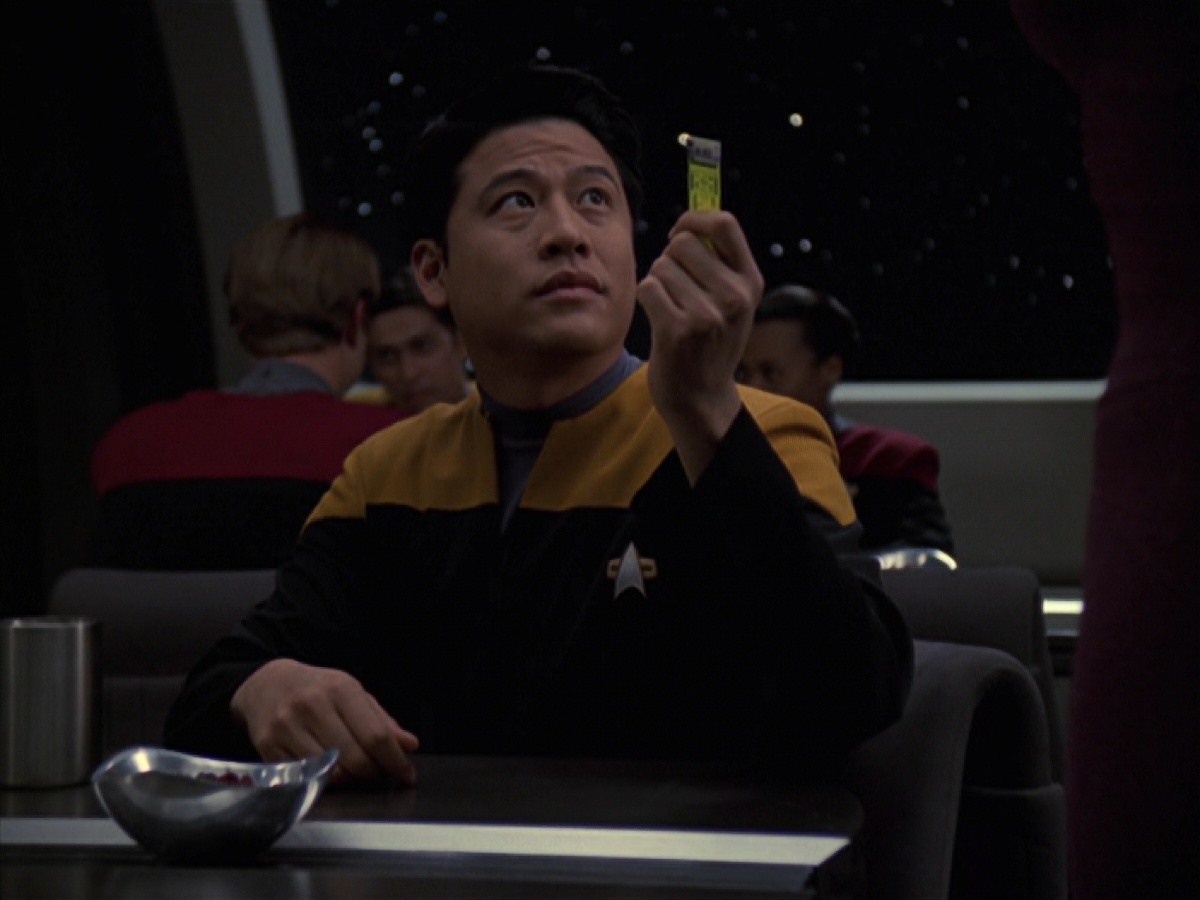 extant_StarTrek_VOY_7x20-AuthorAuthor_3312.jpg