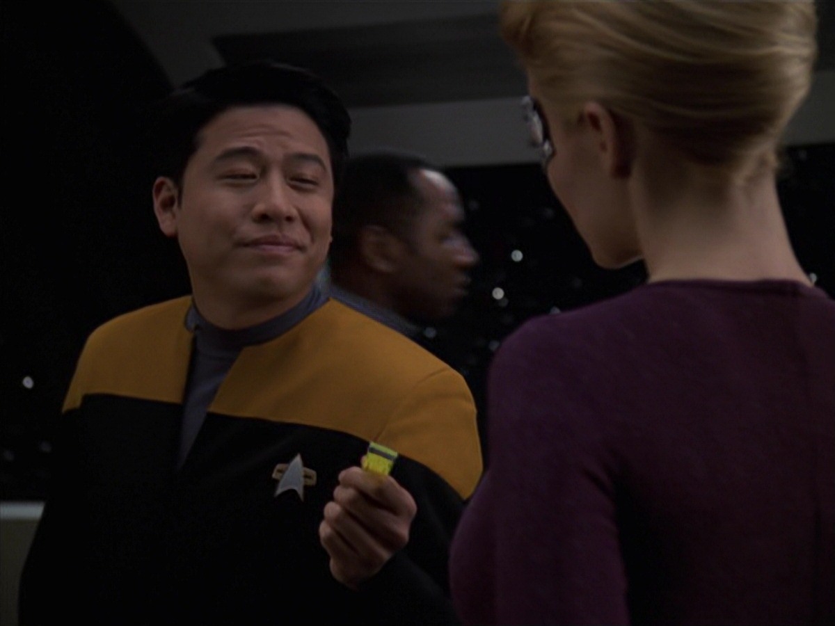 extant_StarTrek_VOY_7x20-AuthorAuthor_3335.jpg
