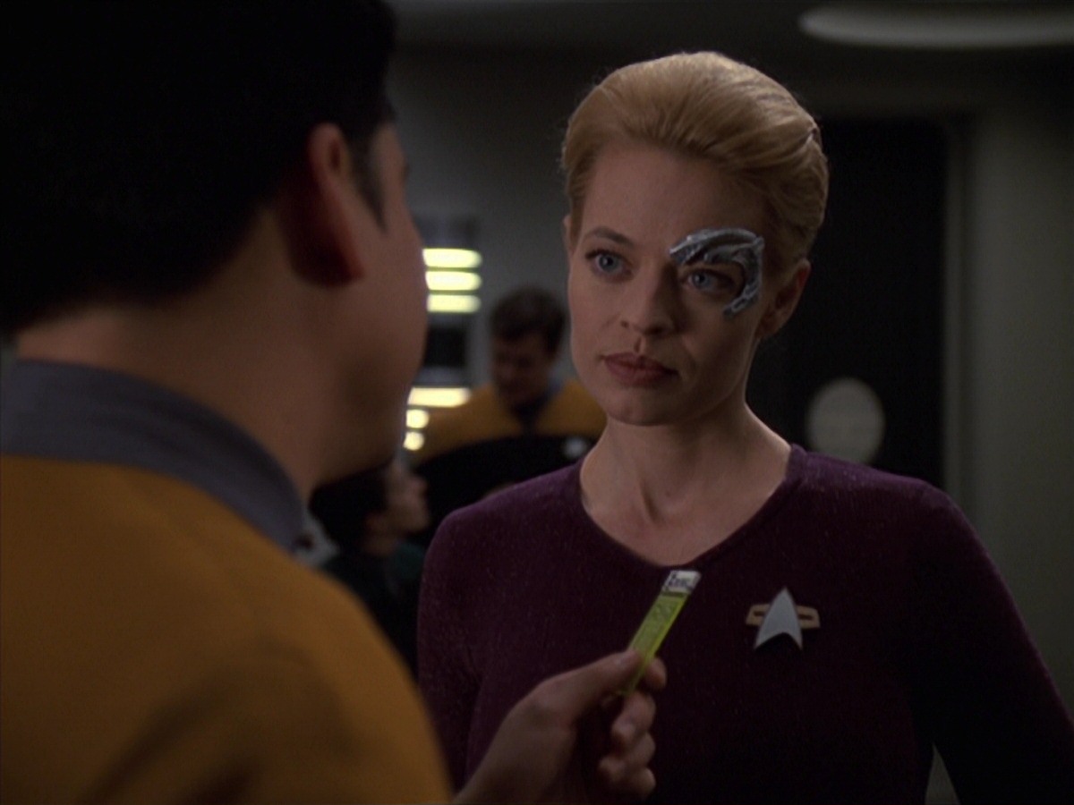 extant_StarTrek_VOY_7x20-AuthorAuthor_3336.jpg