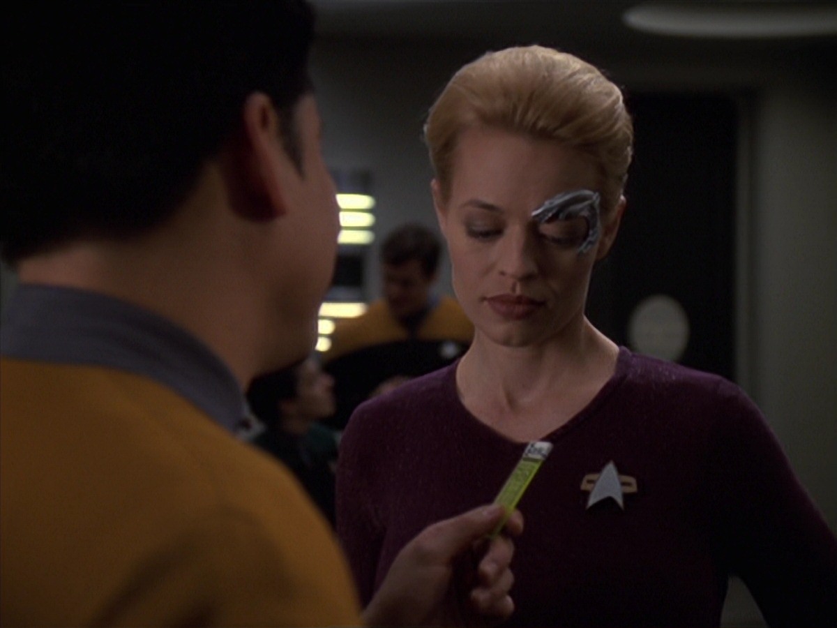 extant_StarTrek_VOY_7x20-AuthorAuthor_3338.jpg