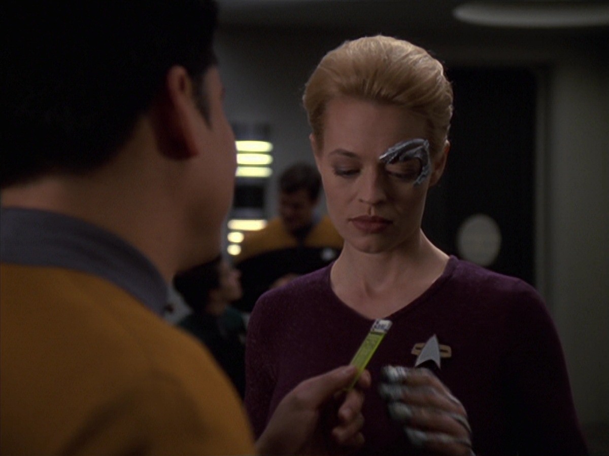 extant_StarTrek_VOY_7x20-AuthorAuthor_3339.jpg