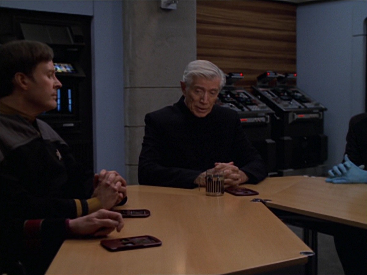 extant_StarTrek_VOY_7x20-AuthorAuthor_3465.jpg