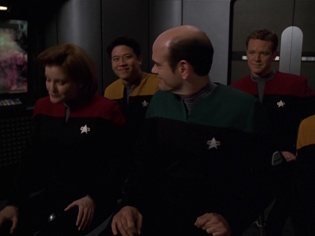 extant_StarTrek_VOY_7x20-AuthorAuthor_3522.jpg
