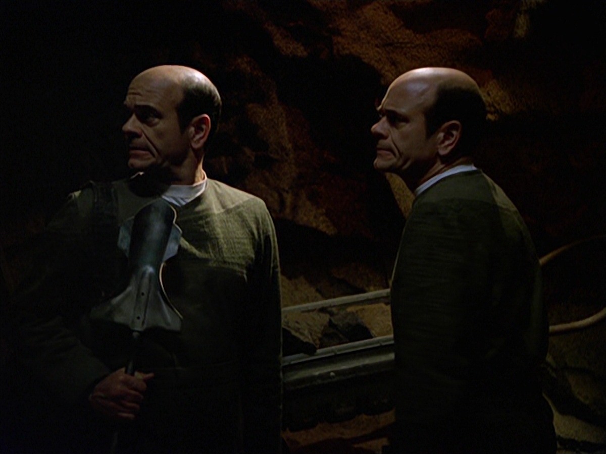 extant_StarTrek_VOY_7x20-AuthorAuthor_3587.jpg