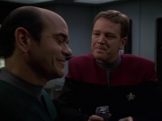 Filename=extant_StarTrek_VOY_7x20-AuthorAuthor_0561.jpg
Filesize=110KiB
Dimensions=1200x900
Date added=Jan 16, 2020 extant_StarTrek_VOY_7x20-AuthorAuthor_0561.jpg