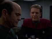 Filename=extant_StarTrek_VOY_7x20-AuthorAuthor_0564.jpg
Filesize=111KiB
Dimensions=1200x900
Date added=Jan 16, 2020 extant_StarTrek_VOY_7x20-AuthorAuthor_0564.jpg