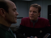 Filename=extant_StarTrek_VOY_7x20-AuthorAuthor_0570.jpg
Filesize=115KiB
Dimensions=1200x900
Date added=Jan 16, 2020 extant_StarTrek_VOY_7x20-AuthorAuthor_0570.jpg