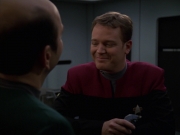extant_StarTrek_VOY_7x20-AuthorAuthor_0606.jpg