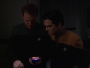extant_StarTrek_VOY_7x20-AuthorAuthor_0755.jpg