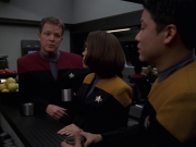 Filename=extant_StarTrek_VOY_7x20-AuthorAuthor_0905.jpg
Filesize=131KiB
Dimensions=1200x900
Date added=Jan 16, 2020 extant_StarTrek_VOY_7x20-AuthorAuthor_0905.jpg