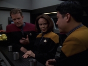 Filename=extant_StarTrek_VOY_7x20-AuthorAuthor_0932.jpg
Filesize=130KiB
Dimensions=1200x900
Date added=Jan 16, 2020 extant_StarTrek_VOY_7x20-AuthorAuthor_0932.jpg