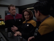 Filename=extant_StarTrek_VOY_7x20-AuthorAuthor_0935.jpg
Filesize=133KiB
Dimensions=1200x900
Date added=Jan 16, 2020 extant_StarTrek_VOY_7x20-AuthorAuthor_0935.jpg