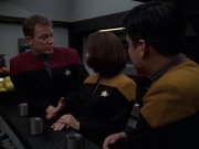 Filename=extant_StarTrek_VOY_7x20-AuthorAuthor_0938.jpg
Filesize=129KiB
Dimensions=1200x900
Date added=Jan 16, 2020 extant_StarTrek_VOY_7x20-AuthorAuthor_0938.jpg