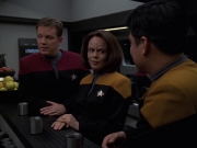 Filename=extant_StarTrek_VOY_7x20-AuthorAuthor_0942.jpg
Filesize=132KiB
Dimensions=1200x900
Date added=Jan 16, 2020 extant_StarTrek_VOY_7x20-AuthorAuthor_0942.jpg