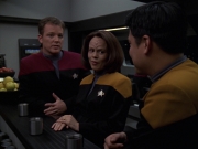 Filename=extant_StarTrek_VOY_7x20-AuthorAuthor_0943.jpg
Filesize=133KiB
Dimensions=1200x900
Date added=Jan 16, 2020 extant_StarTrek_VOY_7x20-AuthorAuthor_0943.jpg