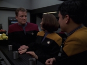 Filename=extant_StarTrek_VOY_7x20-AuthorAuthor_0949.jpg
Filesize=131KiB
Dimensions=1200x900
Date added=Jan 16, 2020 extant_StarTrek_VOY_7x20-AuthorAuthor_0949.jpg