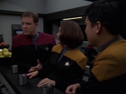 Filename=extant_StarTrek_VOY_7x20-AuthorAuthor_0951.jpg
Filesize=130KiB
Dimensions=1200x900
Date added=Jan 16, 2020 extant_StarTrek_VOY_7x20-AuthorAuthor_0951.jpg