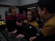 Filename=extant_StarTrek_VOY_7x20-AuthorAuthor_0961.jpg
Filesize=131KiB
Dimensions=1200x900
Date added=Jan 16, 2020 extant_StarTrek_VOY_7x20-AuthorAuthor_0961.jpg