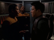 Filename=extant_StarTrek_VOY_7x20-AuthorAuthor_1318.jpg
Filesize=126KiB
Dimensions=1200x900
Date added=Jan 16, 2020 extant_StarTrek_VOY_7x20-AuthorAuthor_1318.jpg