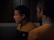 Filename=extant_StarTrek_VOY_7x20-AuthorAuthor_1342.jpg
Filesize=112KiB
Dimensions=1200x900
Date added=Jan 16, 2020 extant_StarTrek_VOY_7x20-AuthorAuthor_1342.jpg