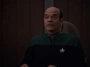 Filename=extant_StarTrek_VOY_7x20-AuthorAuthor_1715.jpg
Filesize=92KiB
Dimensions=1200x900
Date added=Jan 16, 2020 extant_StarTrek_VOY_7x20-AuthorAuthor_1715.jpg