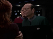 extant_StarTrek_VOY_7x20-AuthorAuthor_1981.jpg