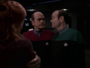 extant_StarTrek_VOY_7x20-AuthorAuthor_1989.jpg