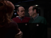 extant_StarTrek_VOY_7x20-AuthorAuthor_1991.jpg