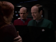 extant_StarTrek_VOY_7x20-AuthorAuthor_2001.jpg