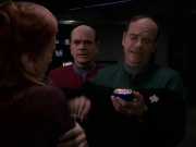 extant_StarTrek_VOY_7x20-AuthorAuthor_2007.jpg