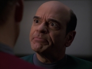 extant_StarTrek_VOY_7x20-AuthorAuthor_2094.jpg