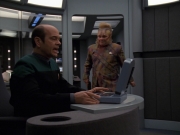 extant_StarTrek_VOY_7x20-AuthorAuthor_2209.jpg