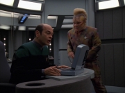 extant_StarTrek_VOY_7x20-AuthorAuthor_2211.jpg