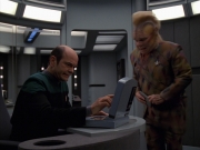extant_StarTrek_VOY_7x20-AuthorAuthor_2212.jpg