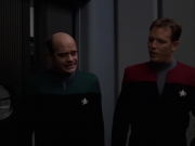 Filename=extant_StarTrek_VOY_7x20-AuthorAuthor_2414.jpg
Filesize=83KiB
Dimensions=1200x900
Date added=Jan 16, 2020 extant_StarTrek_VOY_7x20-AuthorAuthor_2414.jpg