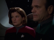 Filename=extant_StarTrek_VOY_7x20-AuthorAuthor_2748.jpg
Filesize=105KiB
Dimensions=1200x900
Date added=Jan 16, 2020 extant_StarTrek_VOY_7x20-AuthorAuthor_2748.jpg